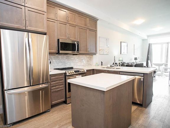5th image of 85 B Morrell St #117