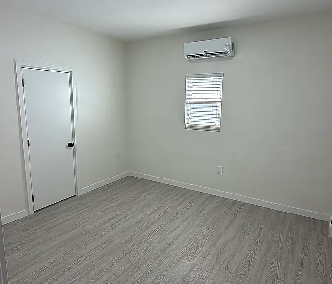 954 NW 34th Ave #2 — Photo 5