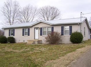 1200 Fall River Rd, Pulaski, TN 38478