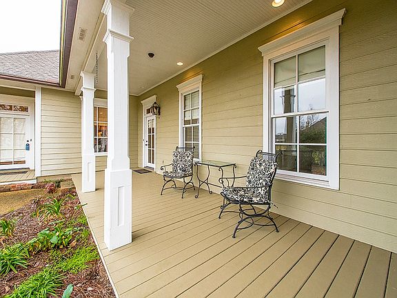5th image of 2874 Muirfield Dr