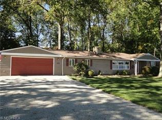 1976 Jaycox Rd, Avon, OH 44011