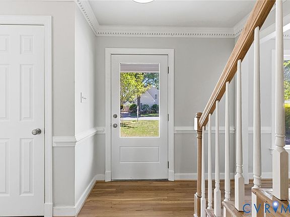 3rd image of 2910 W Waterford Way