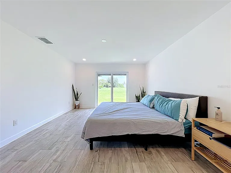 5501 Memorial Dr — Photo 43