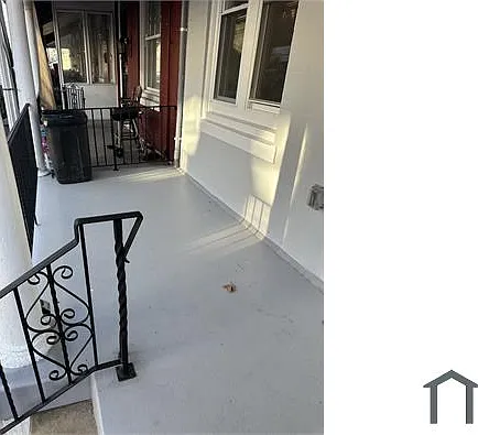 5 bed, 1316 sqft, $2,300 — Photo 4