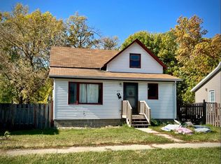 615 6th Ave, Brookings, SD 57006