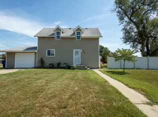 2008 D St, Schuyler, NE 68661