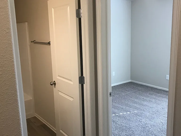 14431 S Jamestown Ave — Photo 14