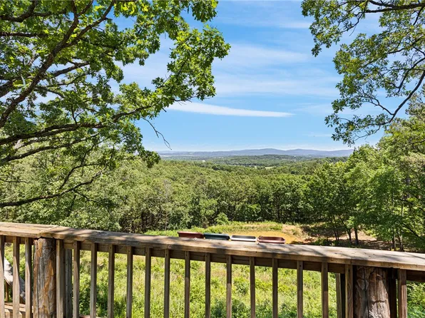 9417 Puddin Ridge Rd, Ozark, AR 72949
