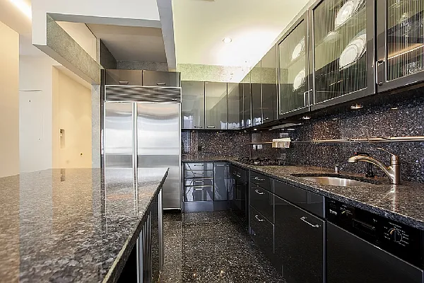 Sold by Flat Iron Real Estate | media 16