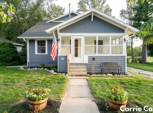 238 Lewis St, Rockford, MI 49341