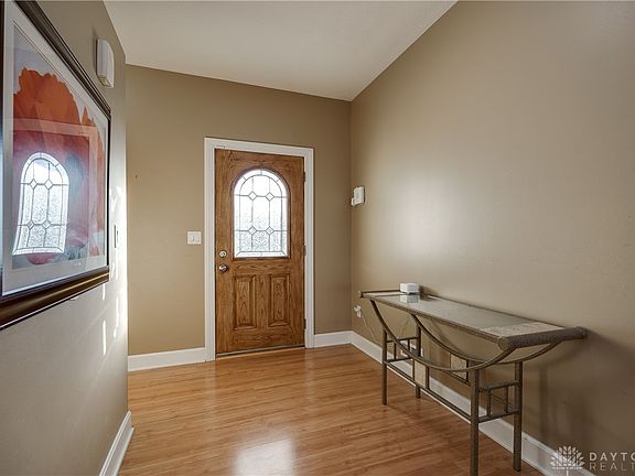 5th image of 7845 Claude St