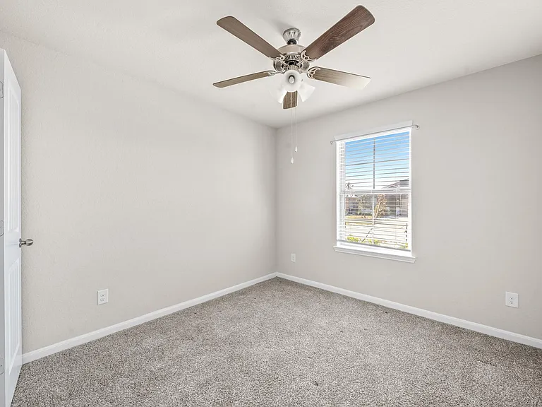 7543 Highland Chase Dr — Photo 8