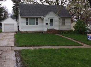 915 2nd Ave SE, Le Mars, IA 51031