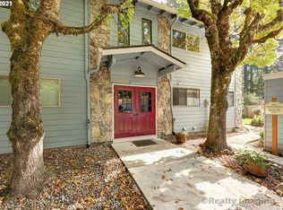 3138 SW Carson St, Portland, OR 97219