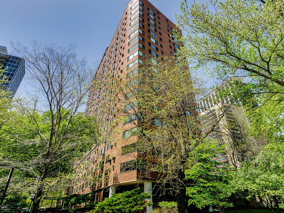 1st image of 3100 N Lake Shore Dr APT 1301