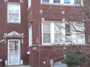 6908 S Prairie Ave, Chicago, IL 60637