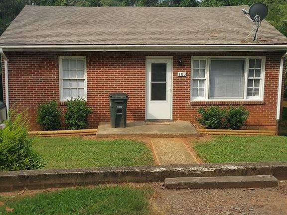 2nd image of 103 Primrose Ln #1