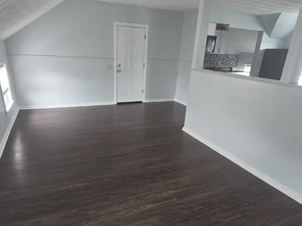 34 Hood St #1, Fall River, MA 02720