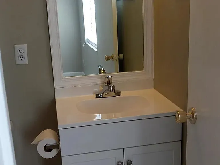 1409 Lake Ave — Photo 11