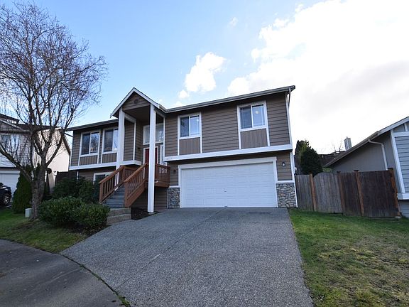 2nd image of 6716 59th St NE