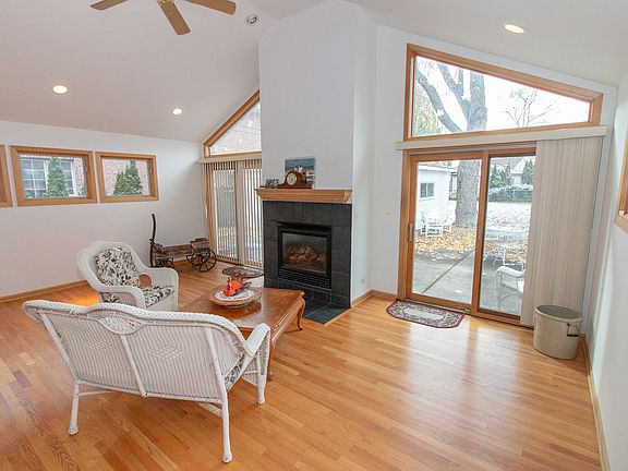 2nd image of 8326 N Newland Ave