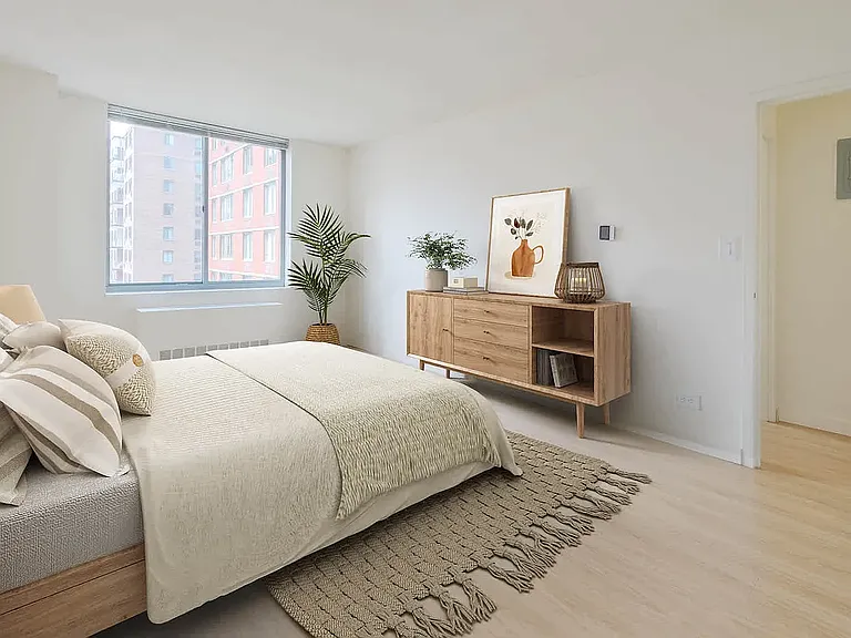 750 Columbus Ave #2F — Photo 26
