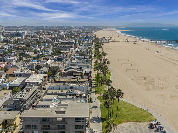 3rd image of 2311 Ocean Front Walk