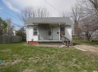 59 W 4th St, Galesburg, IL 61401