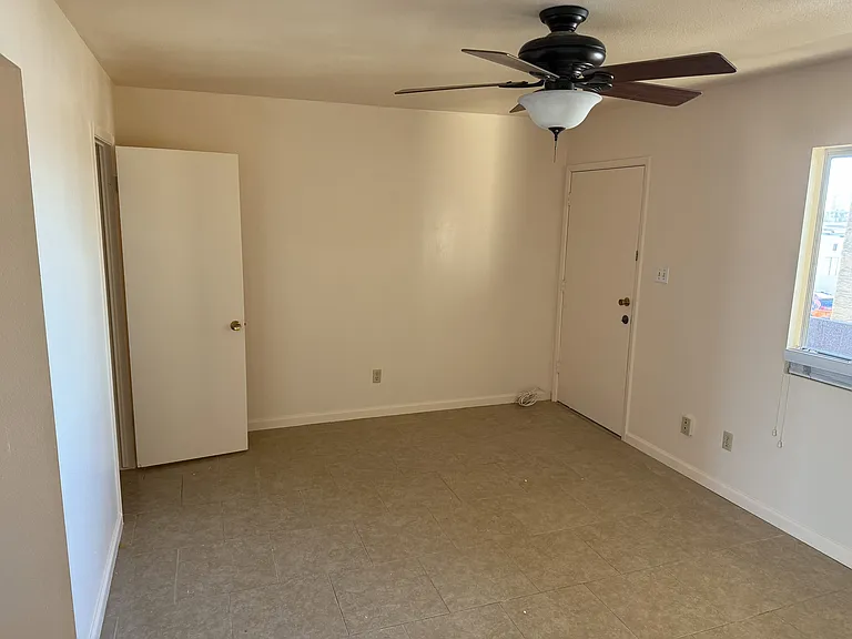 2803 S 1st Ave — Photo 17