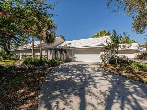727 Brightside Crescent Dr, Venice, FL 34293