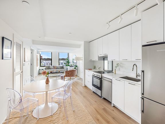 3rd image of 955 Sterling Pl Unit 606