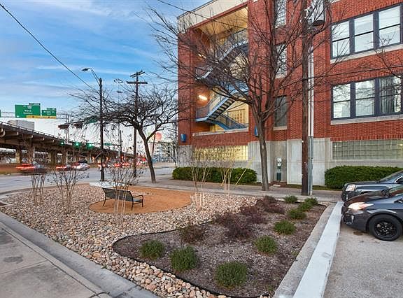 4th image of 2502 Live Oak St APT 311