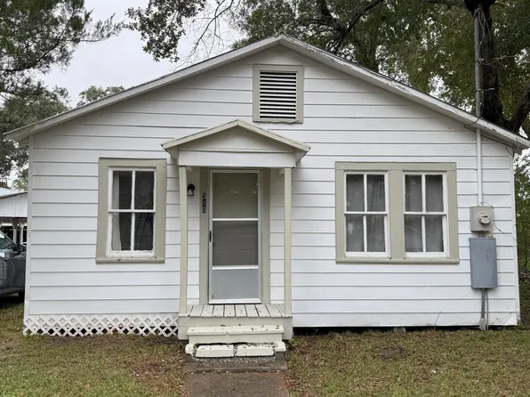 310 N 9th St, Eunice, LA 70535