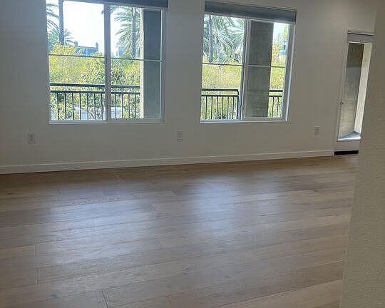 3rd image of 6020 Seabluff Dr Unit 205
