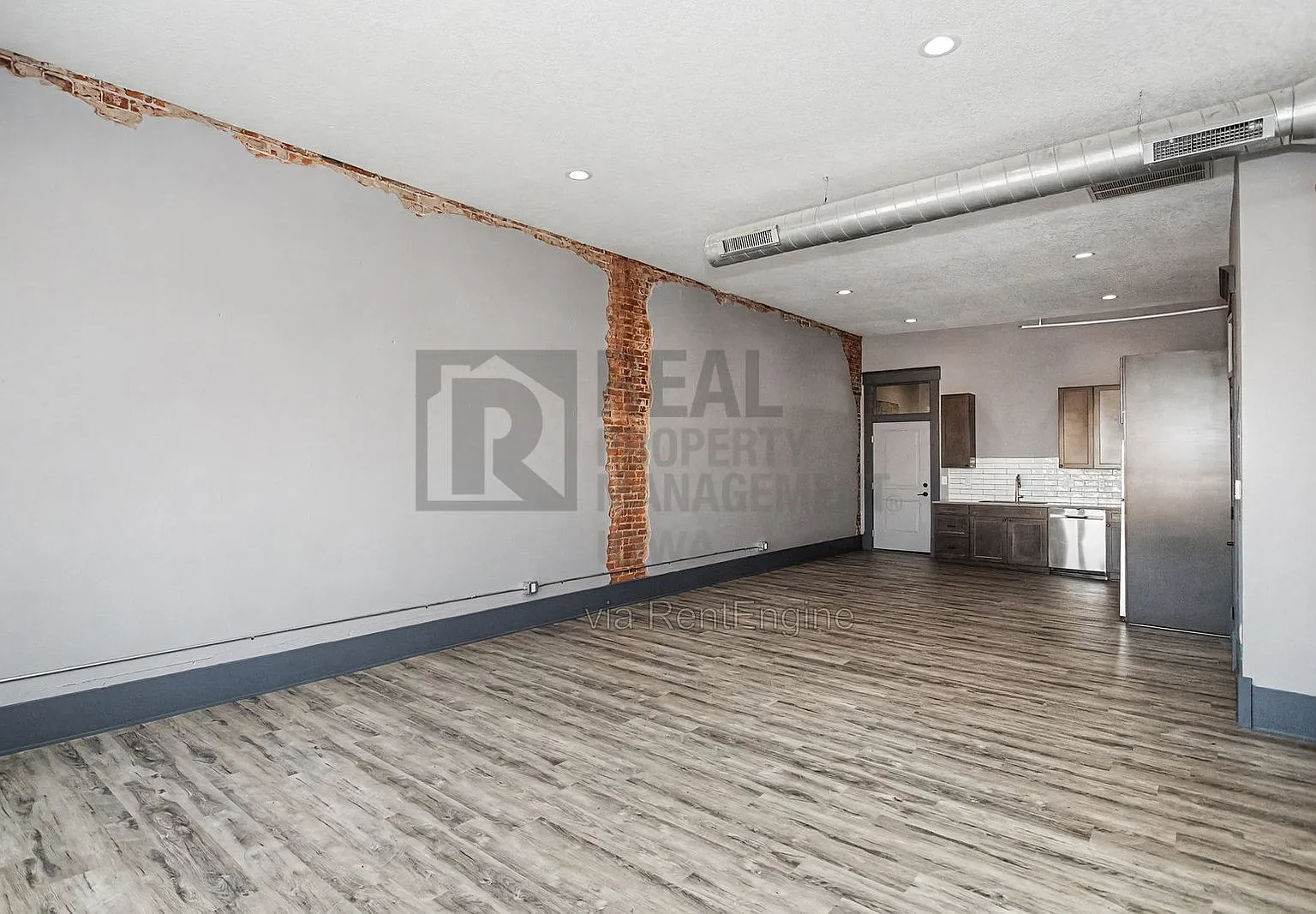 1 bed, 1.0 bath, 900 sqft, $895 — Photo 4