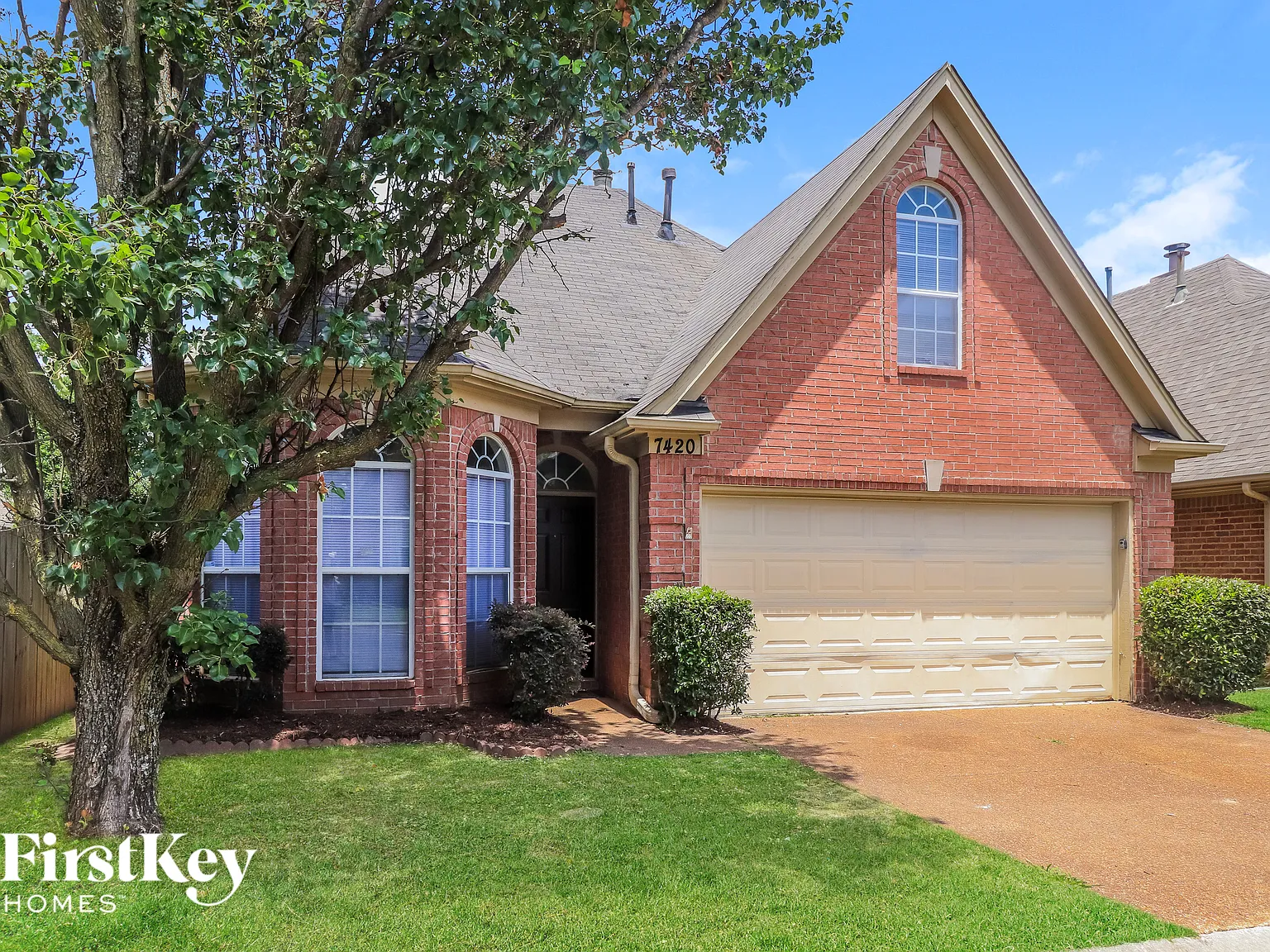 3 bed, 2.5 bath, 1680 sqft, $1,870 — Photo 2