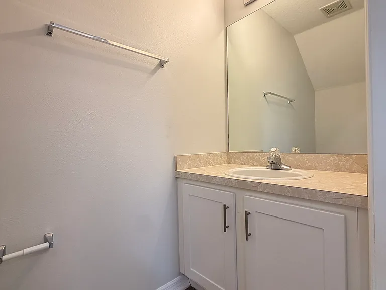 16255 Swan View Cir — Photo 9
