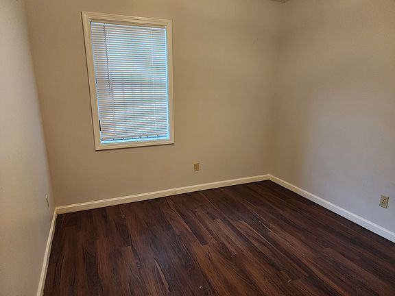 5th image of 4449 Sunvalley Dr