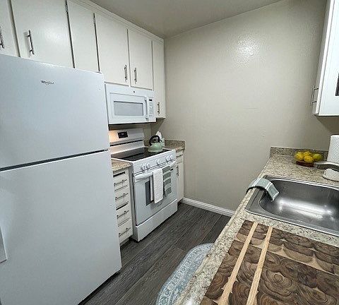 2nd image of 1030 S 12th St APT B2