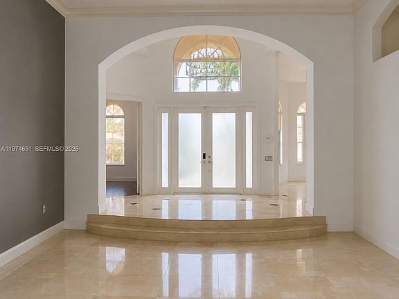4th image of 2503 Provence Cir