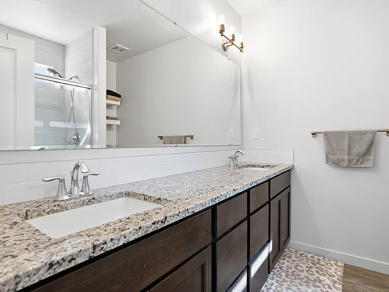 3434 S Garibaldi Pl — Photo 3