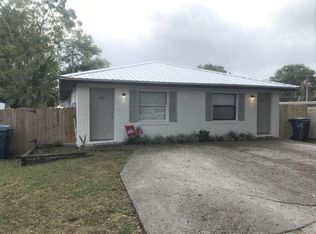 812 N Rockingham Ave #810, Tavares, FL 32778