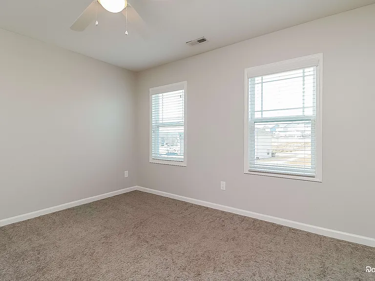 317 Lanier Pl — Photo 14