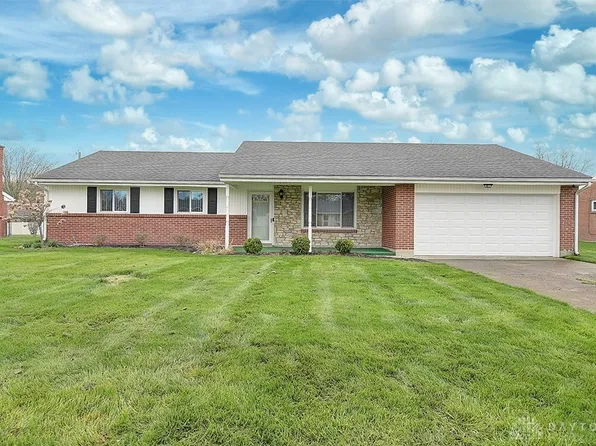 580 Leslie Dr, Xenia, OH 45385