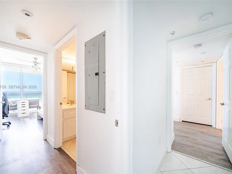 6301 Collins Ave #2802 — Photo 5