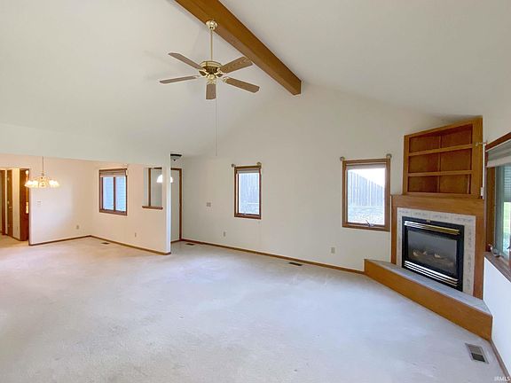 4th image of 29 S Pinehurst Ct