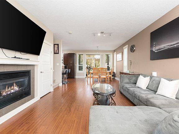 2nd image of 3101 Cliffs Rd #12