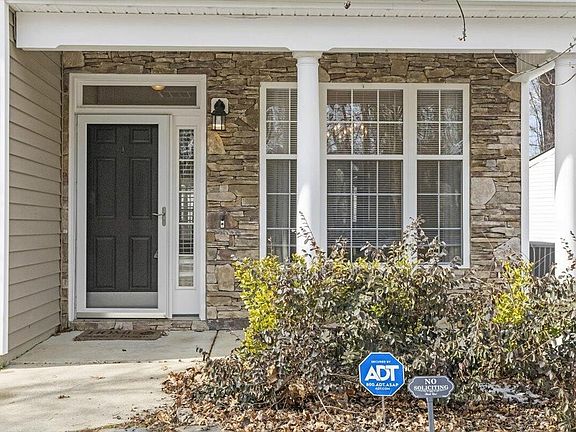 3rd image of 8233 Marshall Brae Dr