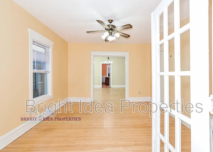 2104 Emerson Ave S #2 — Photo 13