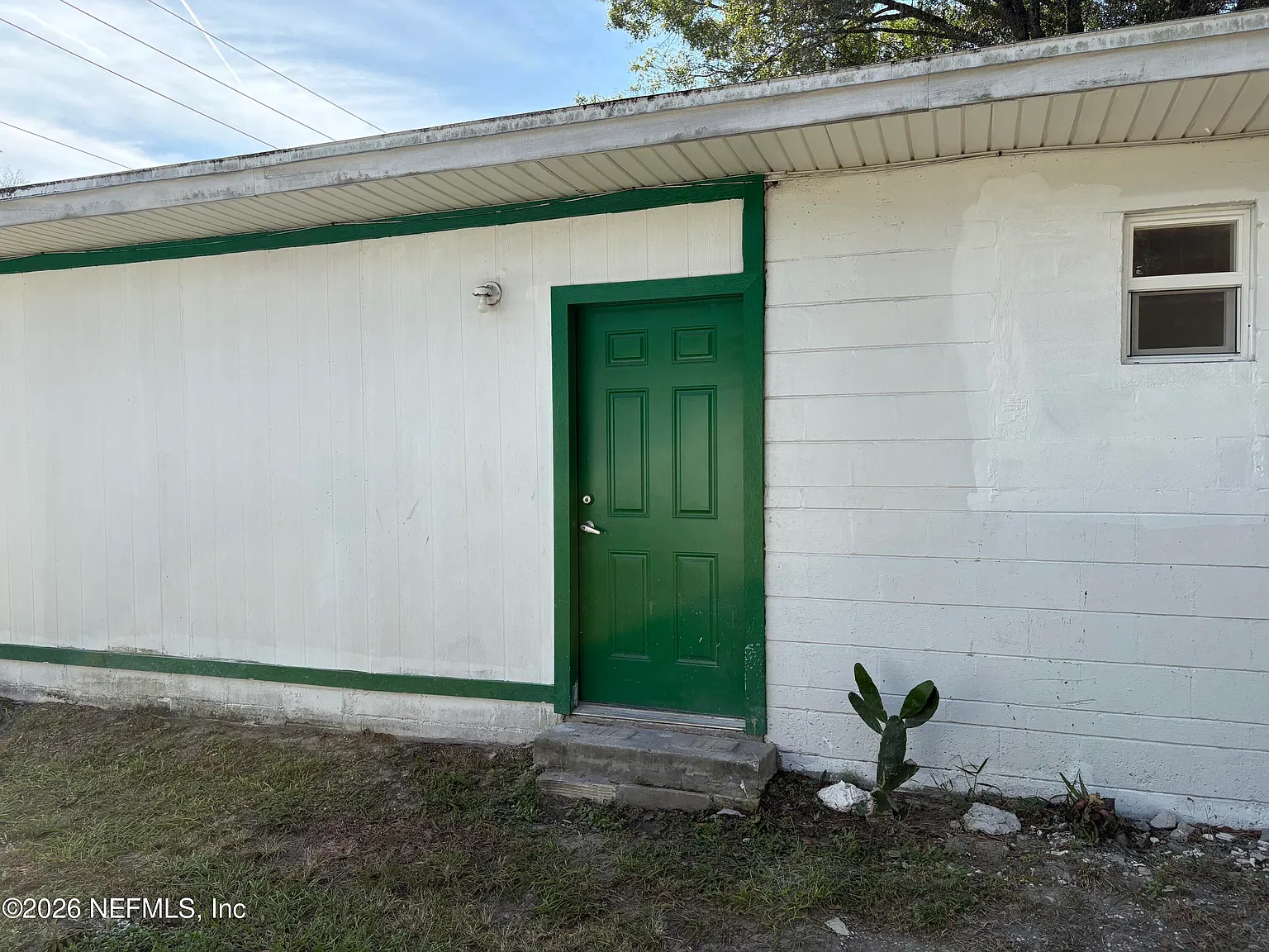 4 bed, 2.0 bath, 1231 sqft, $2,500 — Photo 4